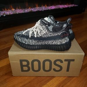 Yeezy Boost 350 V2